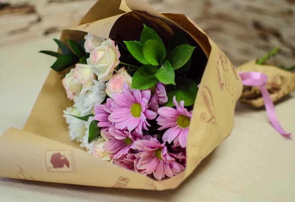 Букет цветов из: Розы и Хризантемы в Любохне