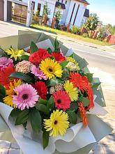 Букет цветов из:  Герберы #REPLACE_PRED# Любохне