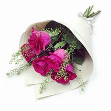 Букет цветов из:  Розы в Любохне