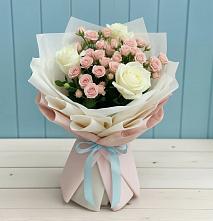 Букет цветов из:  Розы #REPLACE_PRED# Любохне