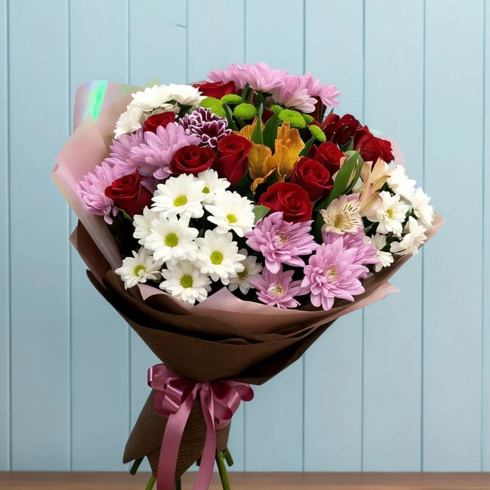 Букет цветов из: Розы, Хризантемы и Альстромерии в Любохне