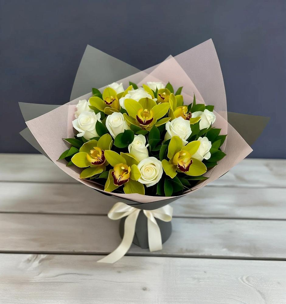 Букет цветов из: Орхидеи и Розы в Любохне