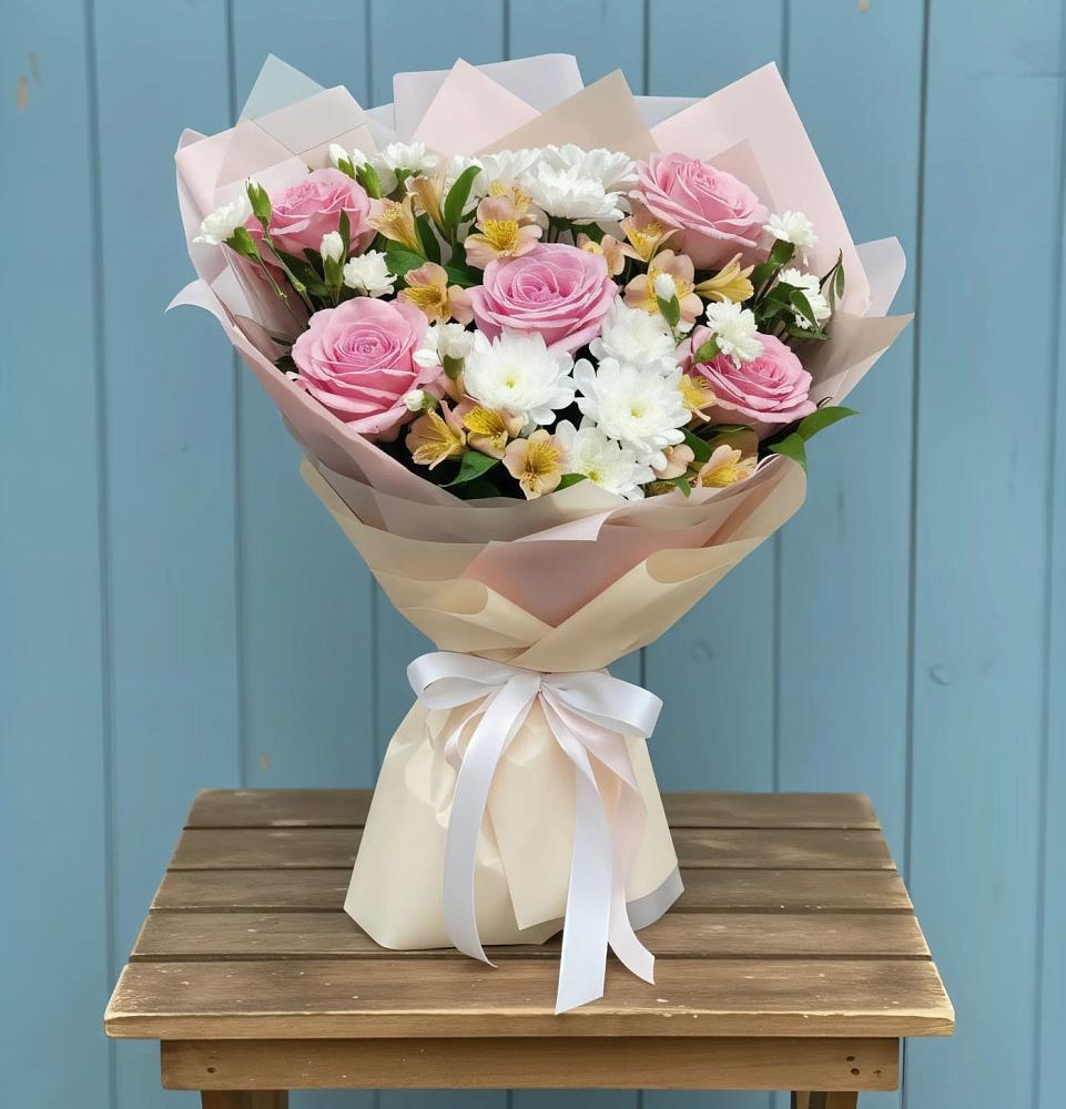 Букет цветов из: Гвоздики, Орхидеи и Розы в Любохне