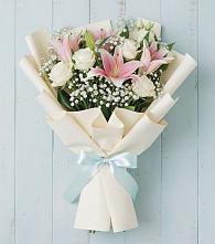Букет цветов из:  Лилии в Любохне