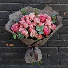 Букет цветов из:  Розы в Любохне